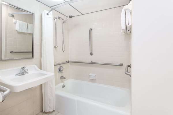  - Super 8 Motel Mall Valdosta - I-75, Exit 18