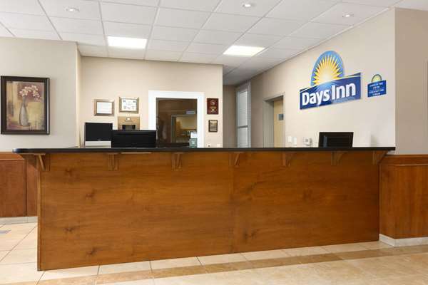  - Days Inn Chetwynd
