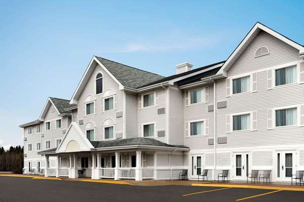 Exterior view - Travelodge Suites Moncton