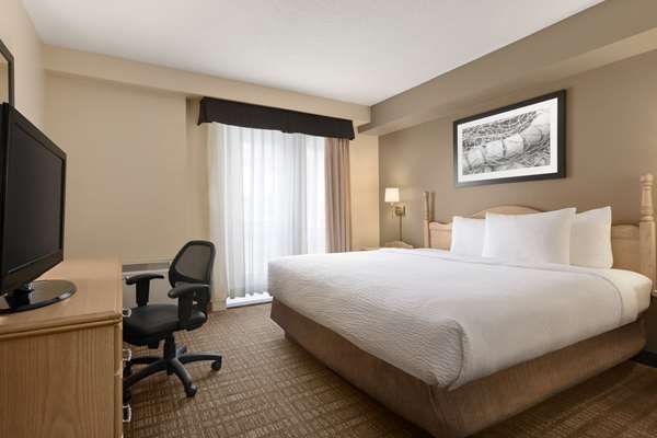 Suite - Travelodge Suites Moncton