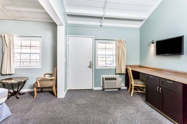  - Travelodge Fairfield