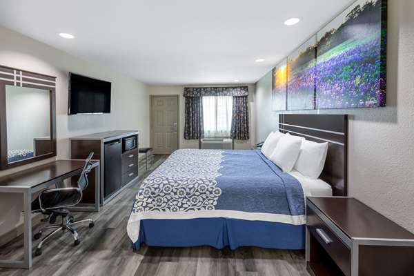  - Days Inn Baytown - I-10, Exit 792