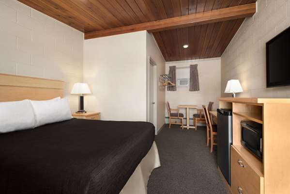  - Thriftlodge Moose Jaw