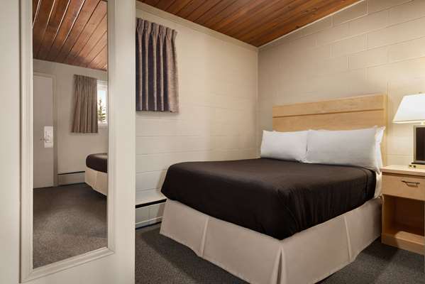  - Thriftlodge Moose Jaw