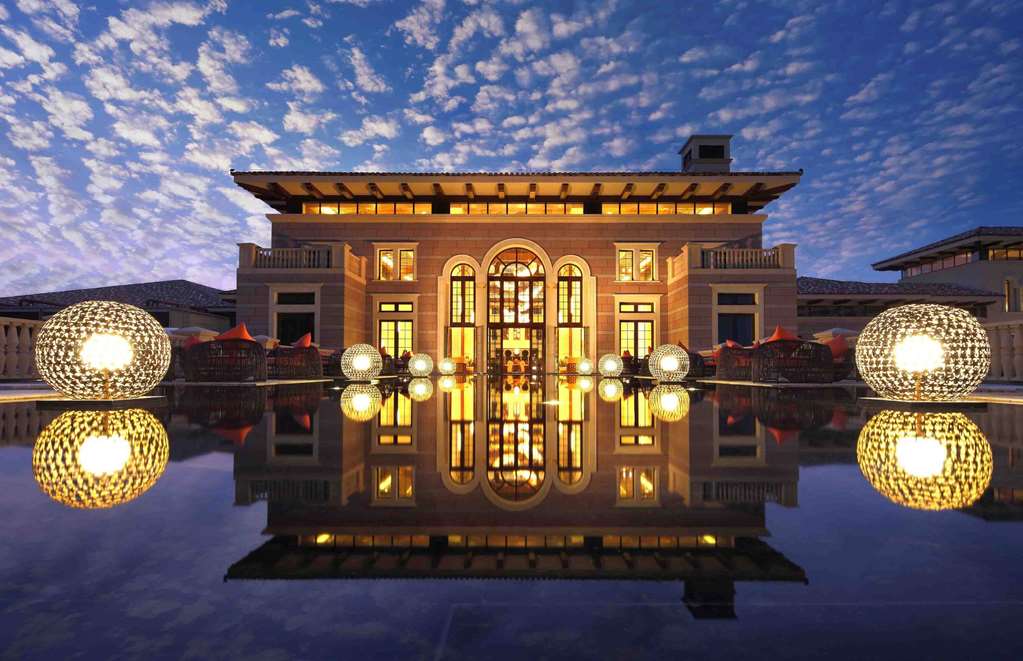 Wyndham Grand Plaza Royale Hainan Longmu