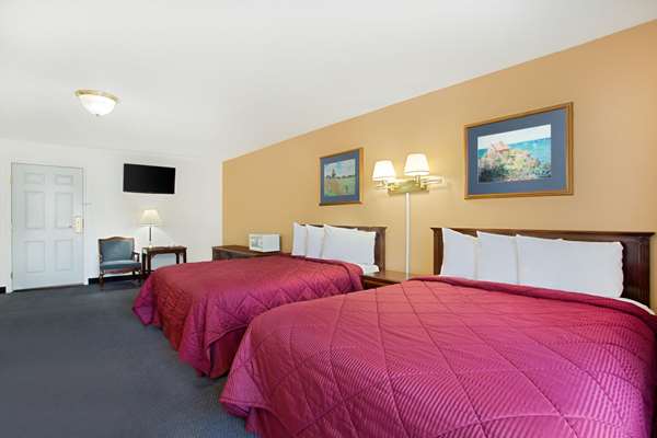  - Super 8 Hotel Oroville - CA 70, Exit 47
