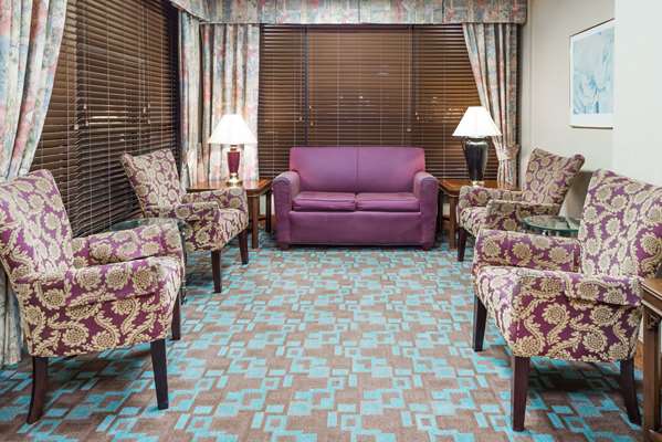  - Baymont Inn & Suites Northeast Clarksville - I-24, Exit 4