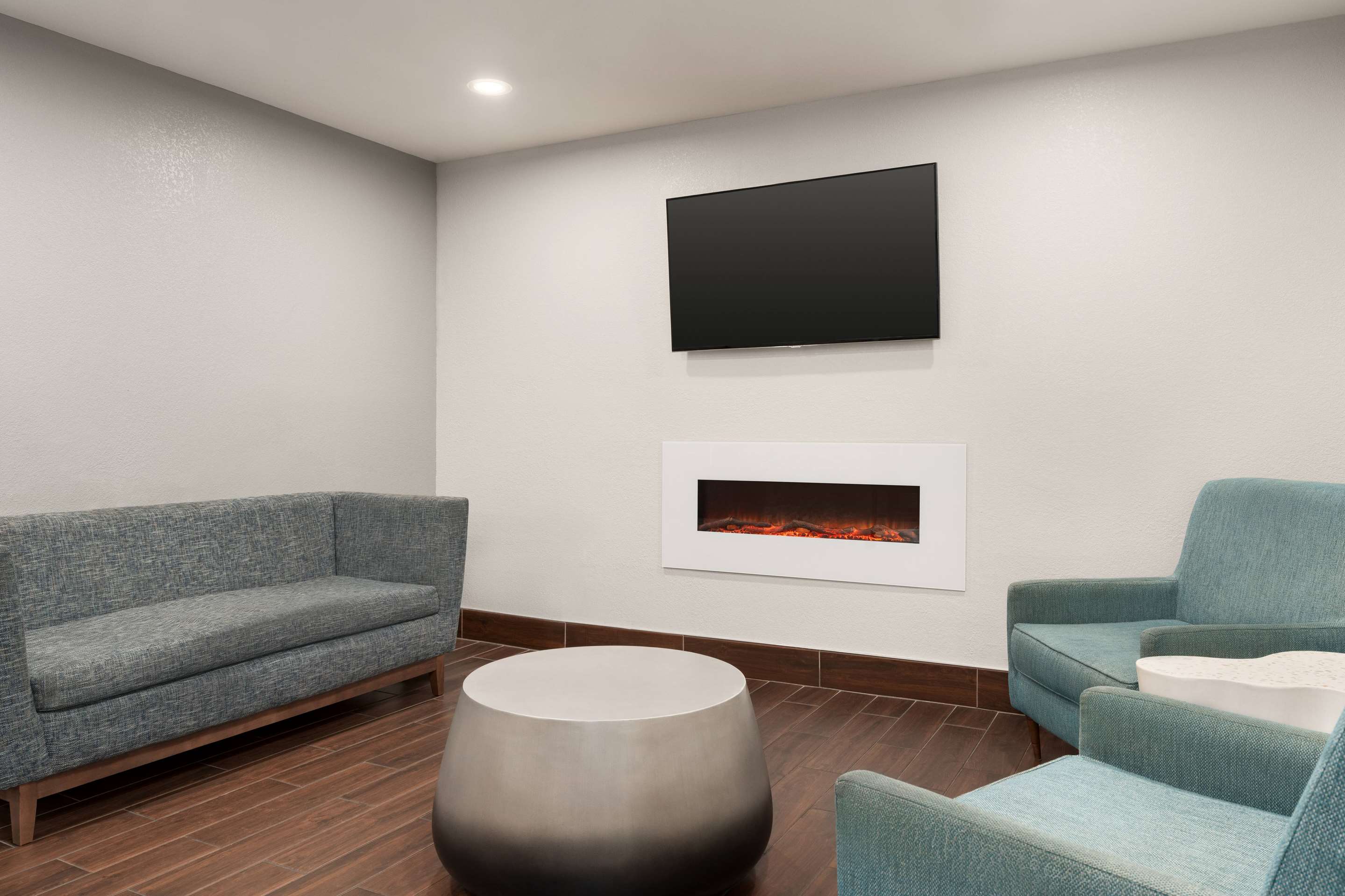 Lobby | Baymont by Wyndham Georgetown
