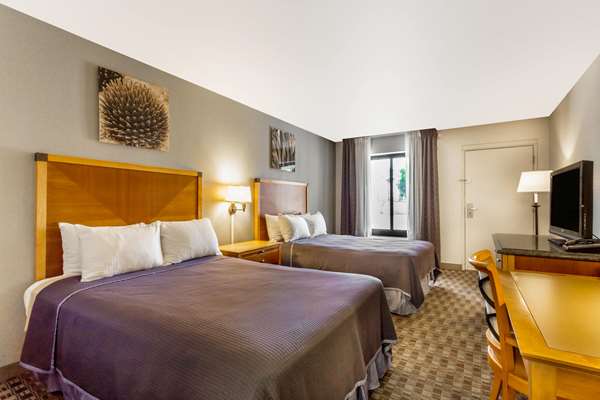  - Howard Johnson Inn Scottsdale