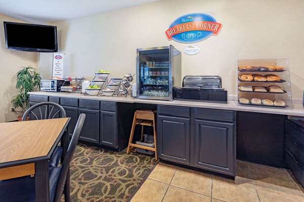  - Baymont Inn & Suites Evansville - I-25, Exit 185