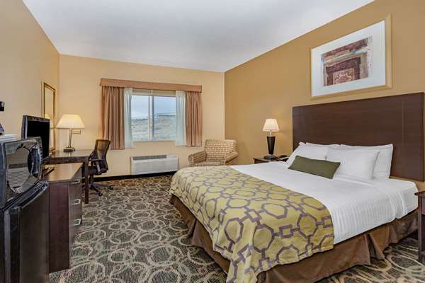  - Baymont Inn & Suites Evansville - I-25, Exit 185