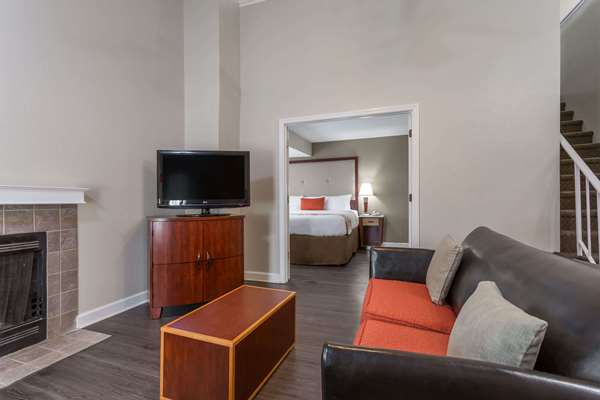  - Hawthorn Suites by Wyndham North Charleston - I-26, Exit 209