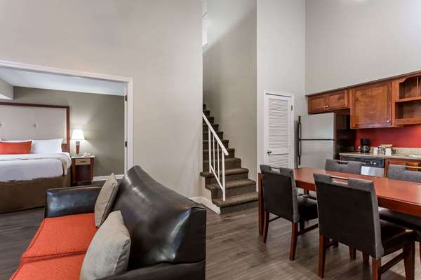  - Hawthorn Suites by Wyndham North Charleston - I-26, Exit 209