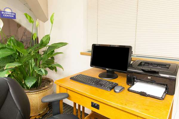 Conference Area - Days Inn Norman