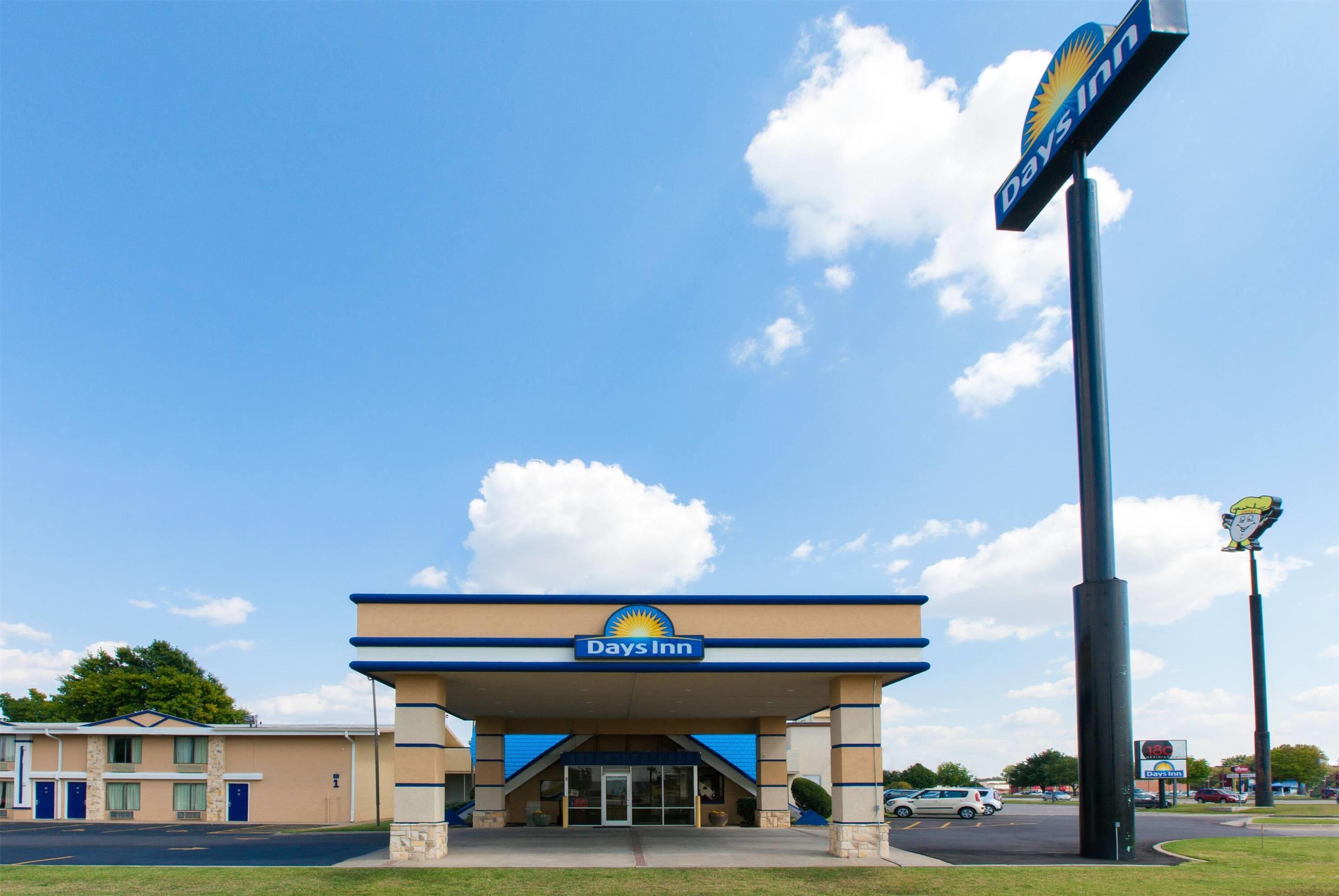 Welcome to the Days Inn Norman | Days Inn by Wyndham Norman