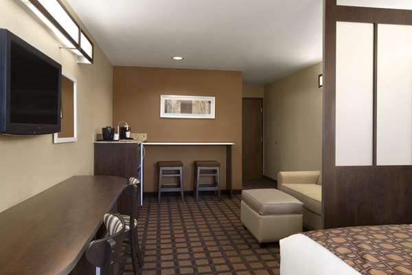 Suite - Microtel Inn & Suites by Wyndham Odessa