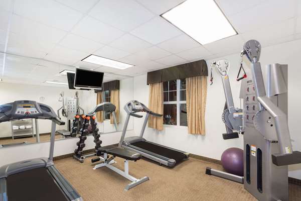 Fitness/ Exercise Room - Hawthorn Suites by Wyndham Panama City Beach