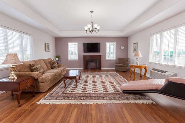  - Thriftlodge Moncton