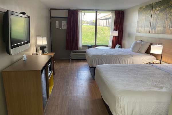  - Days Inn St Augustine Road Valdosta - I-75, Exit 18