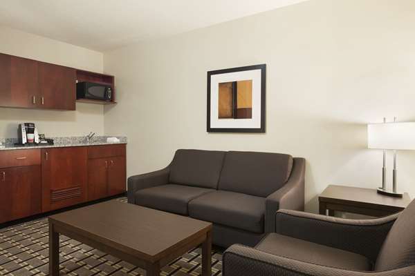 Suite - Ramada Hotel Edson