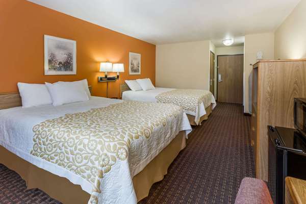  - Days Inn Stoughton