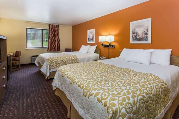  - Days Inn Stoughton