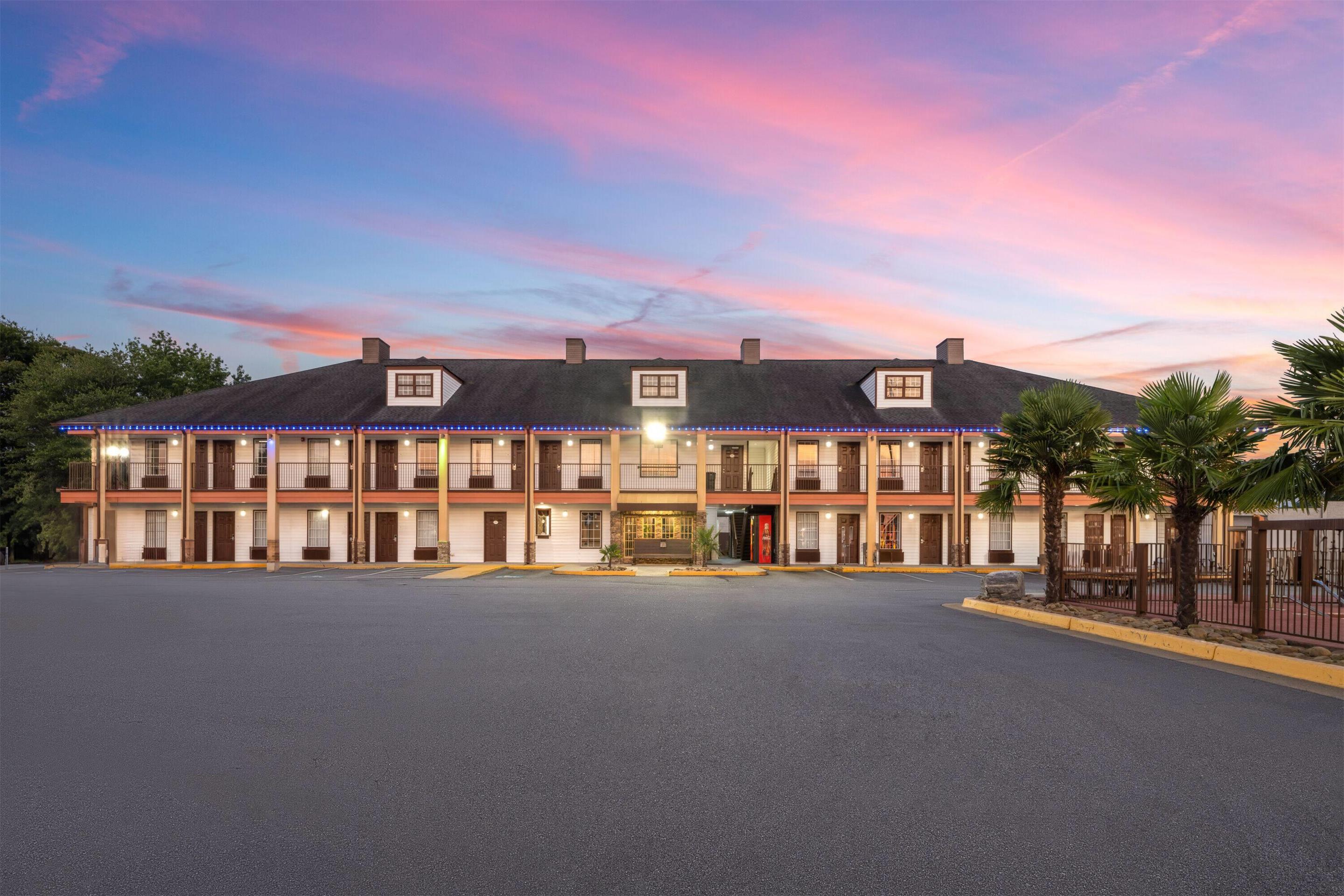 Exterior | Baymont by Wyndham Commerce GA Near Tanger Outlets Mall