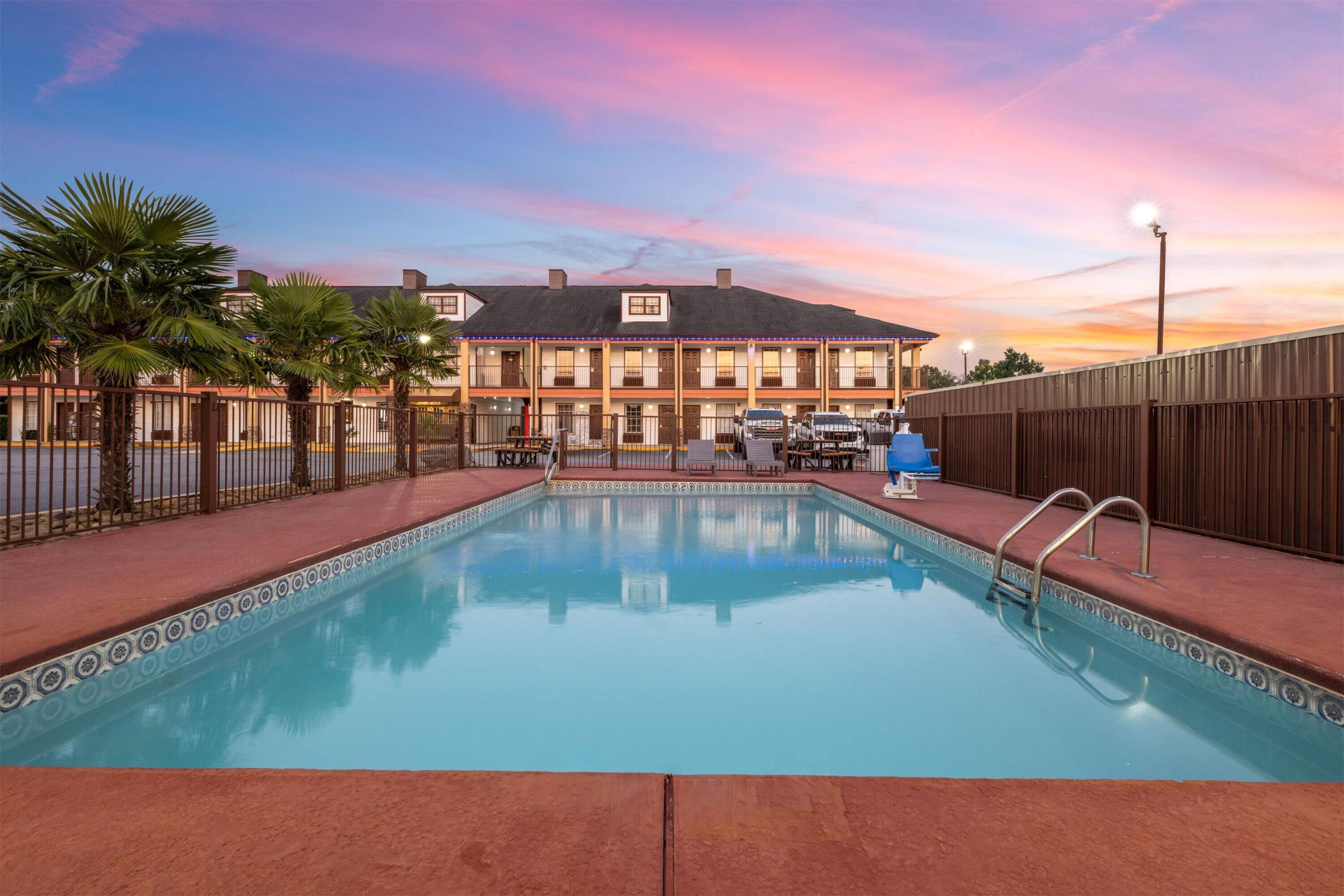 Pool | Baymont by Wyndham Commerce GA Near Tanger Outlets Mall