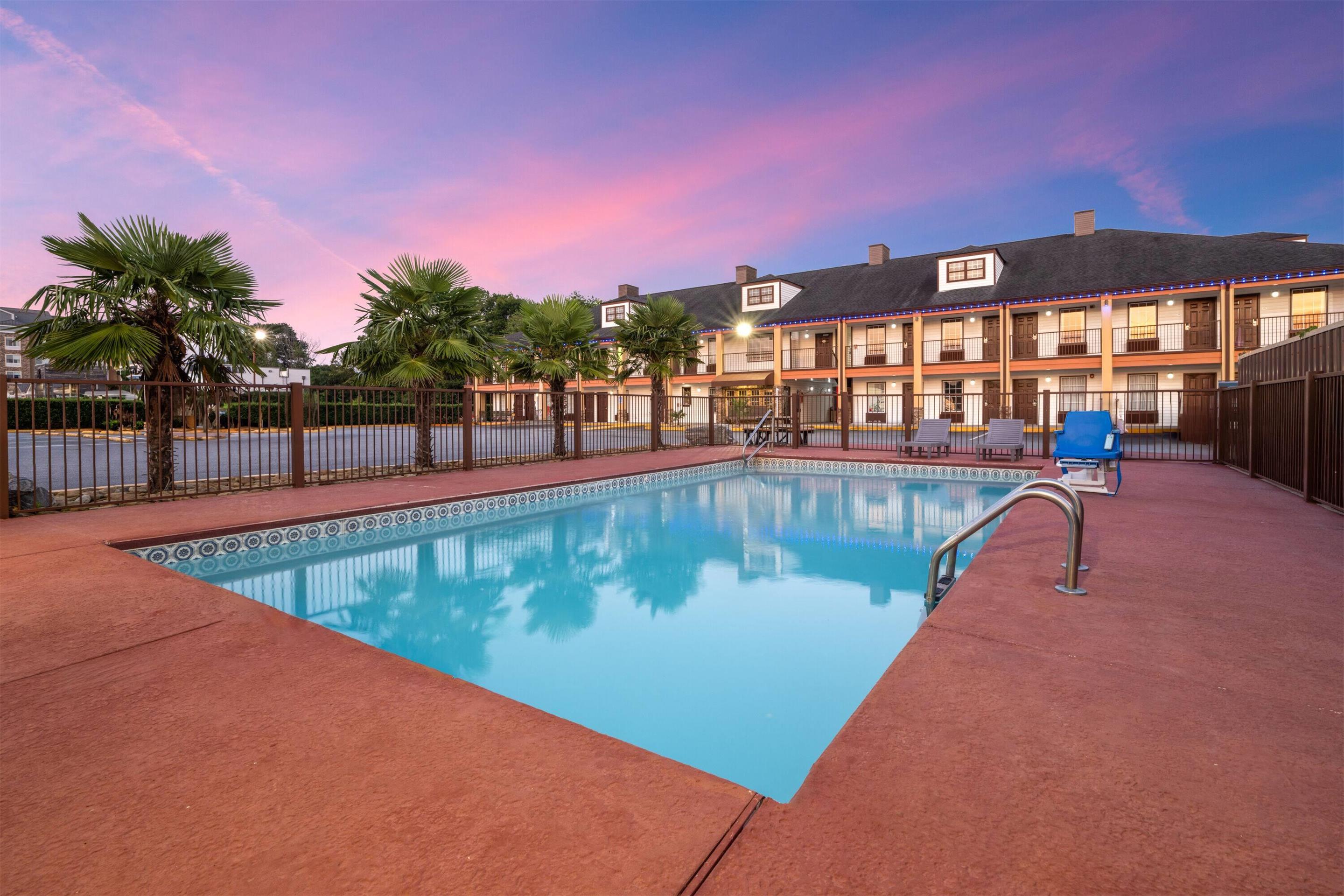 Pool | Baymont by Wyndham Commerce GA Near Tanger Outlets Mall