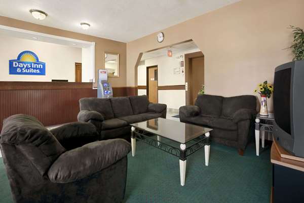  - Days Inn & Suites Romeoville - I-55, Exit 263