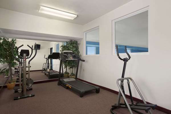Fitness/ Exercise Room - Days Inn & Suites Romeoville - I-55, Exit 263