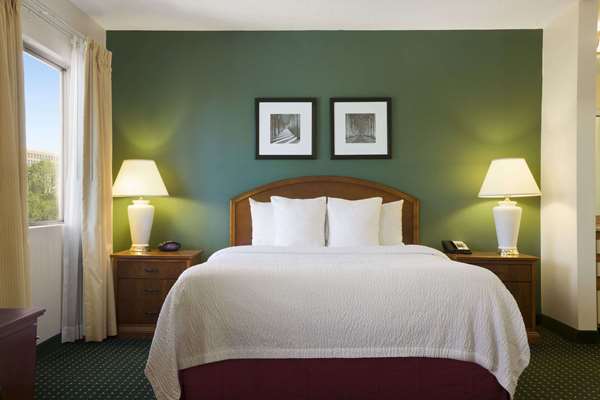Suite - Hawthorn Suites by Wyndham Philadelphia - I-95, Exit 13 & 15