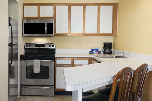 Suite - Hawthorn Suites by Wyndham Philadelphia - I-95, Exit 13 & 15