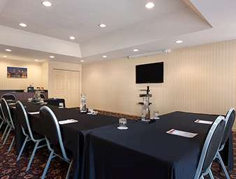  - Hawthorn Suites by Wyndham Philadelphia - I-95, Exit 13 & 15