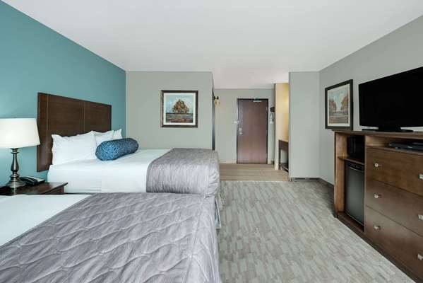  - Baymont Inn & Suites Minot