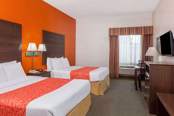  - Days Inn & Suites Pasadena