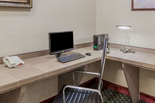 Conference Area - Days Inn & Suites Pasadena