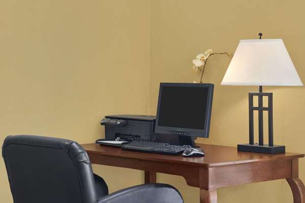 Conference Area - Baymont Inn & Suites Marrero