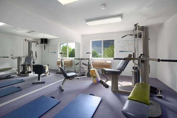 Fitness/ Exercise Room - Super 8 Motel West Kelowna