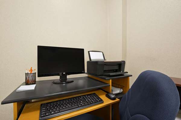 Conference Area - Howard Johnson Inn Greensboro - I-40, Exit 217