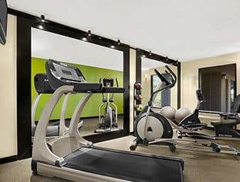 Recreation - Howard Johnson Inn Greensboro - I-40, Exit 217