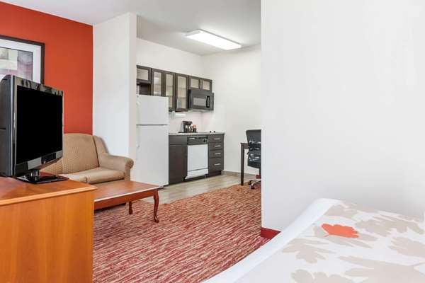  - Hawthorn Suites by Wyndham Irving