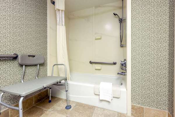  - Baymont Inn & Suites East Amarillo - I-40, Exit 71