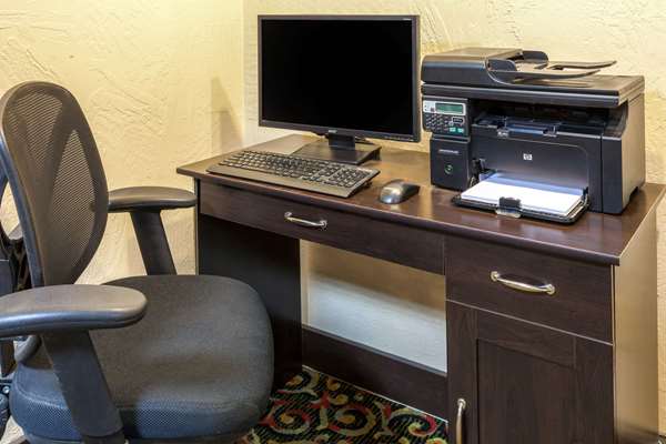 Conference Area - Baymont Inn & Suites East Amarillo - I-40, Exit 71