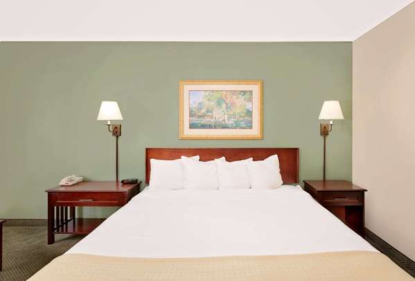  - Baymont Inn & Suites Keokuk