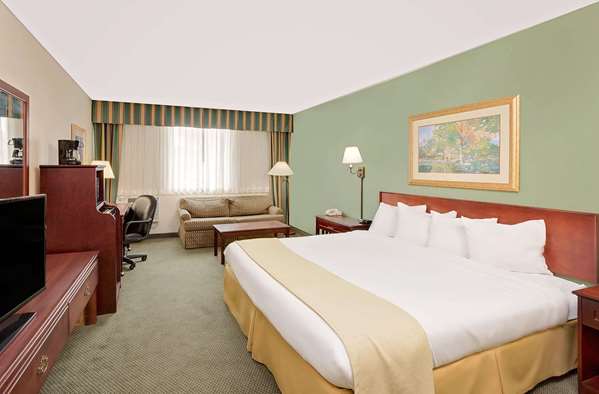  - Baymont Inn & Suites Keokuk