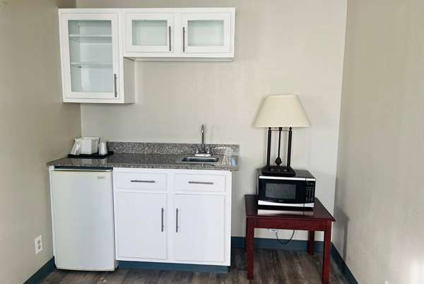 Suite - Baymont Inn & Suites Keokuk