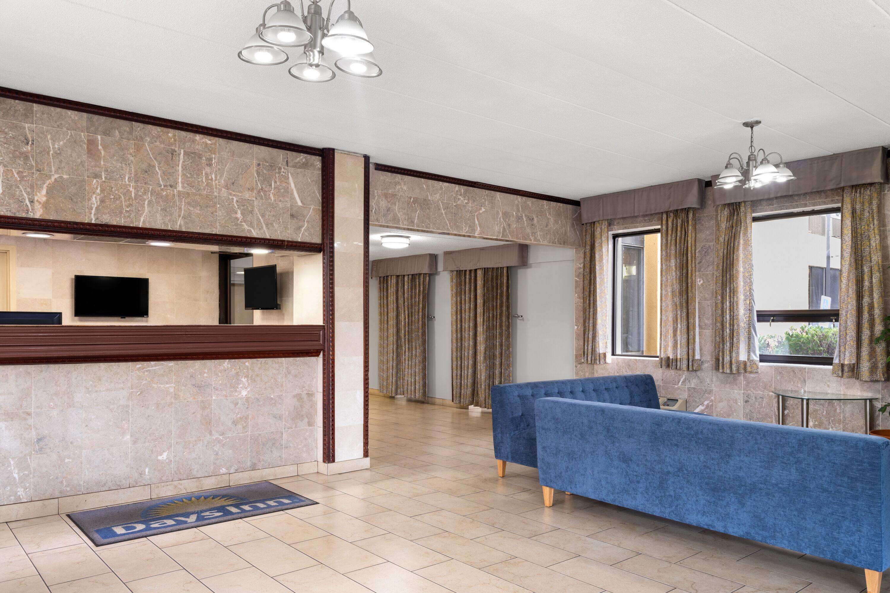 Reception | Days Inn by Wyndham Hagerstown I-70
