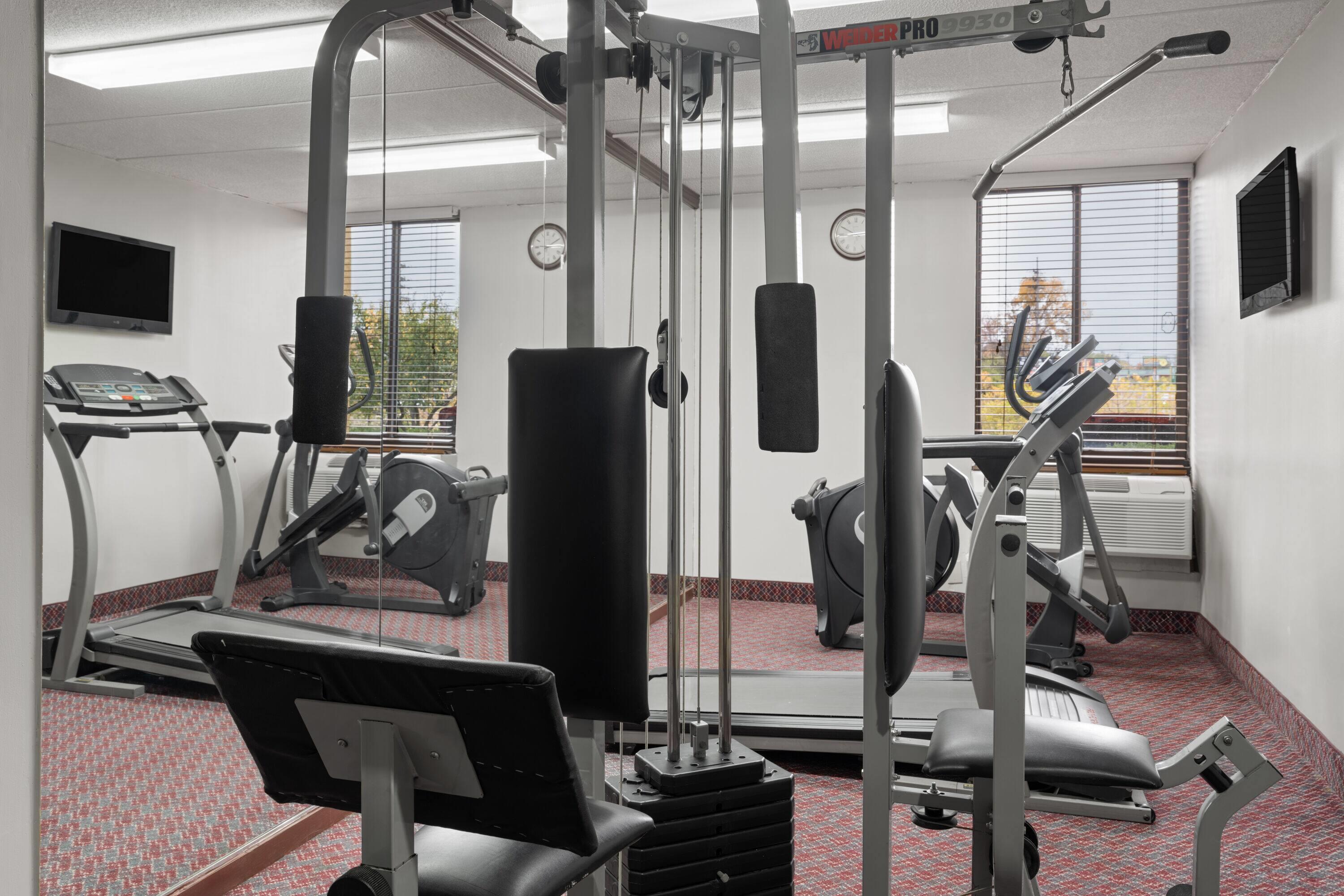 Health club fitness center gym | Days Inn by Wyndham Hagerstown I-70