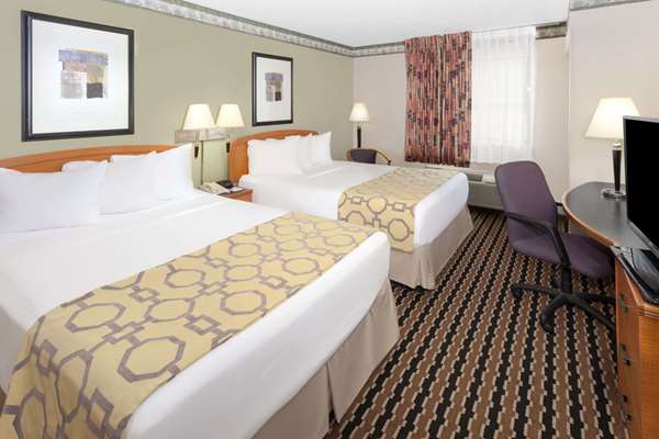  - Baymont Inn & Suites Fort Wayne - I-69, Exit 316